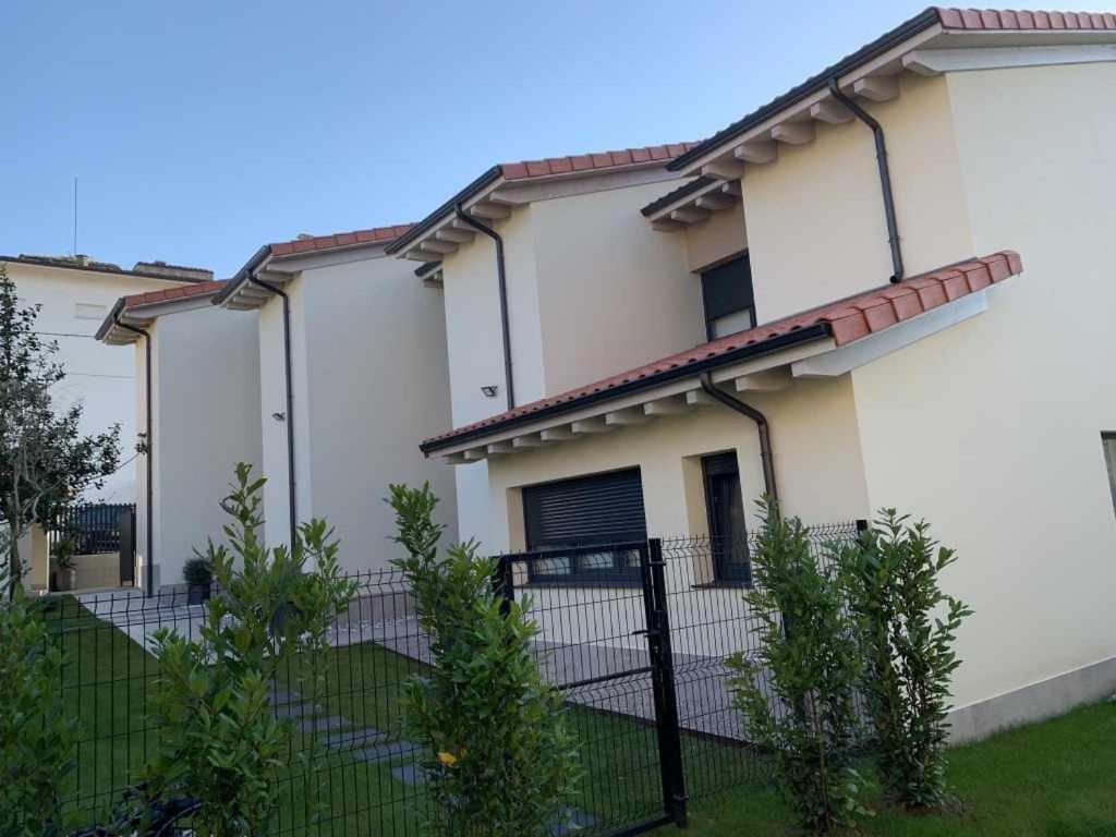 Adosadoduplex Marea Baja 1 Zona Playa Ideal Familias Parejas Y Amigos Llanes Eksteriør bilde
